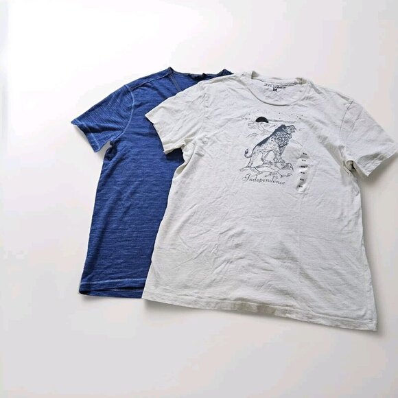 T Shirt Mens M Lot of 2 Guess John Varvatos SS Boho Preppy Athleisure City Boho - Picture 1 of 14